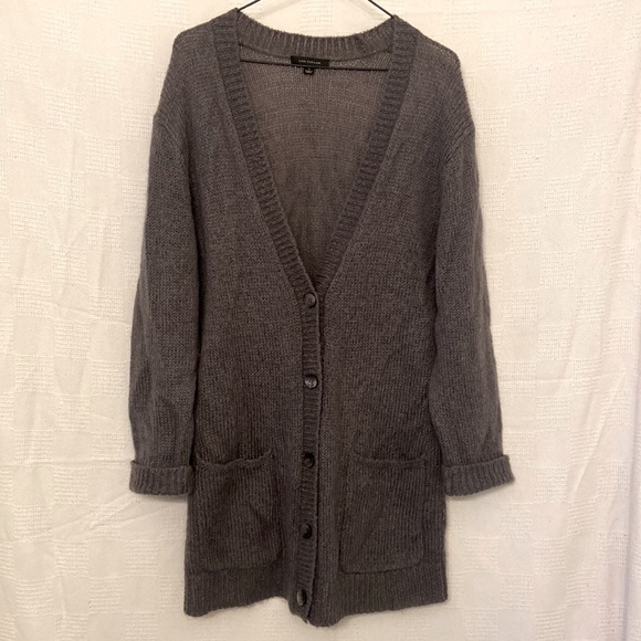 EUC Ann Taylor long sleeve gray button up, long knit cardigan, size US Large - Picture 1 of 6
